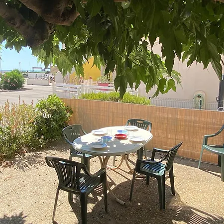 Appartement T2 Rdc, Cabine, Climatise,terrasse Et Parking Narbonne-Plage