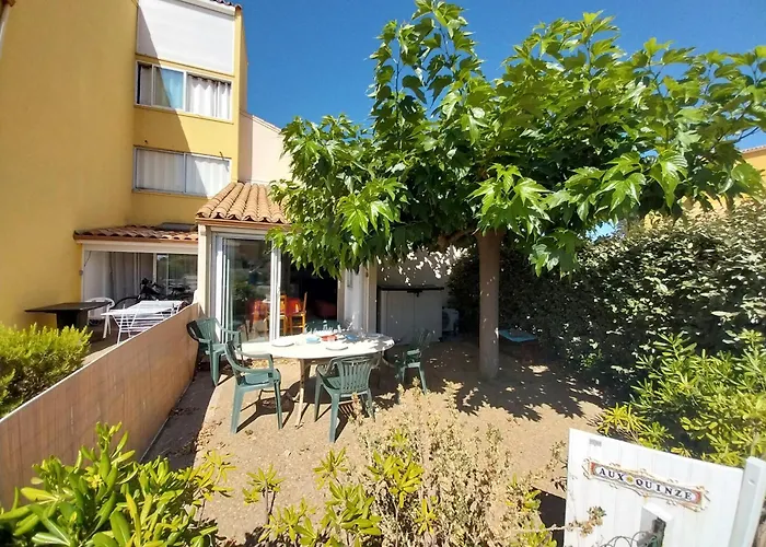 Lägenhet T2 Rdc, Cabine, Climatise,terrasse Et Parking